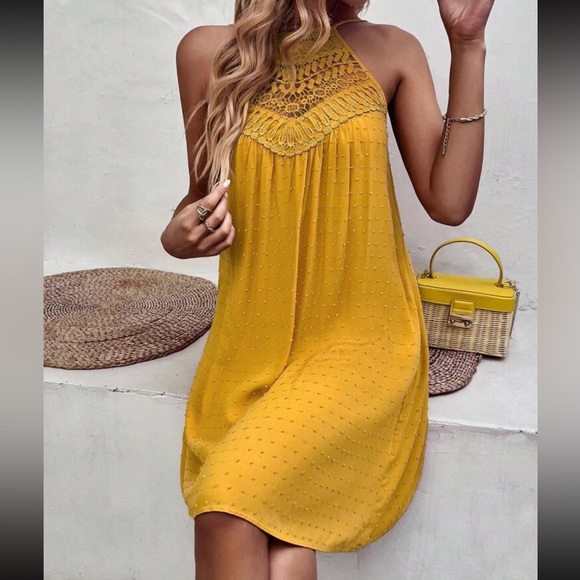 Boho lace insert Swiss dot halter dress mustard yellow - Picture 3 of 12